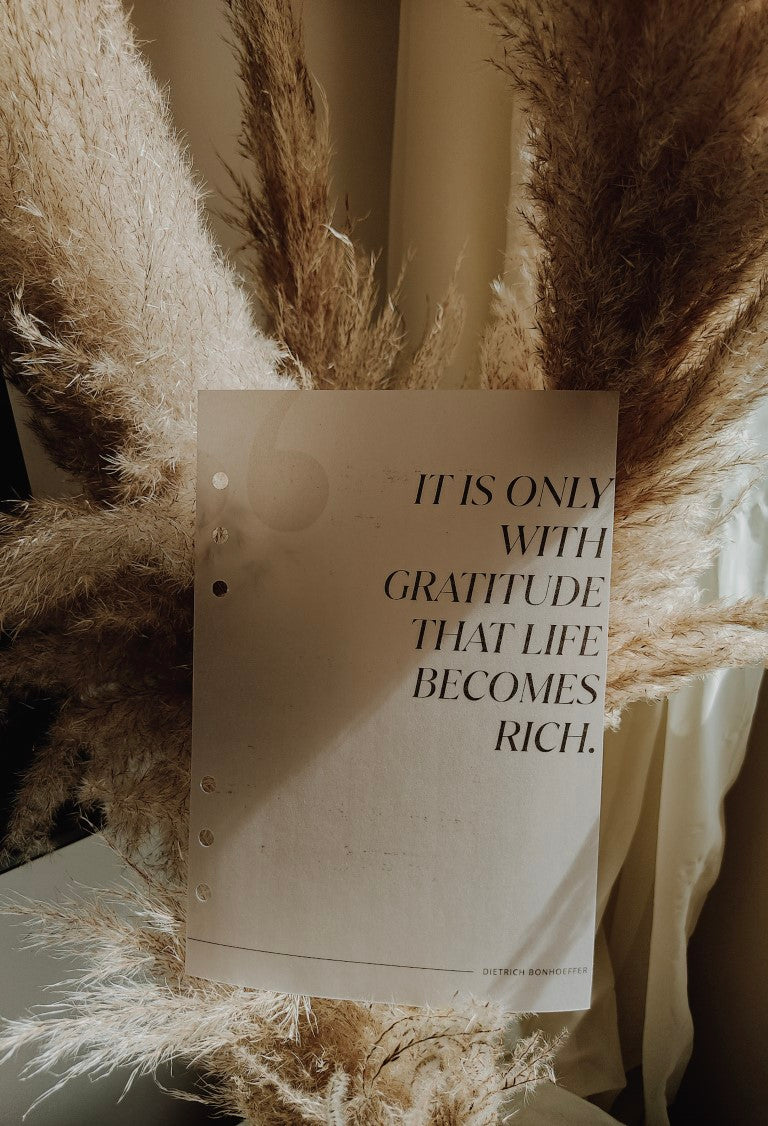 It is only with gratitude Dashboard